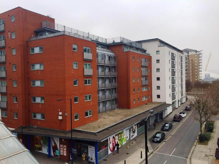 1 Bedroom Flat Near Excel, O2, Canary Wharf - Londres Exterior foto