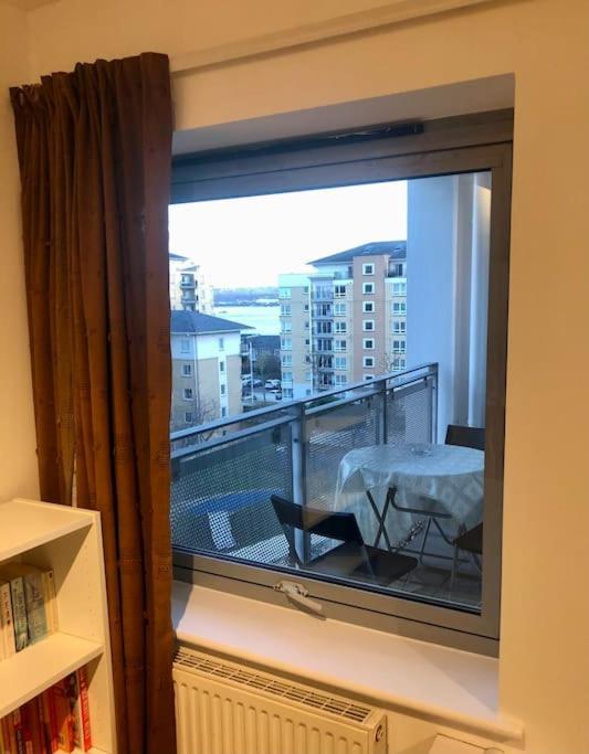 1 Bedroom Flat Near Excel, O2, Canary Wharf - Londres Exterior foto